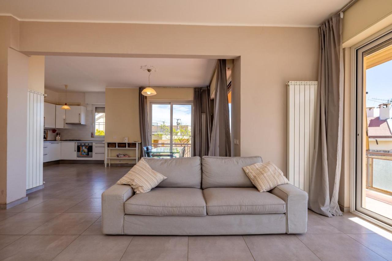Casa Matilde - Appartamento Vista Mare - Con Posto Auto Finale Ligure Exterior photo